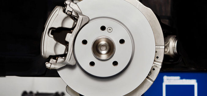 Premiere in the Aftermarket – a Brake Disc by Continental for the Mercedes-Benz C Class