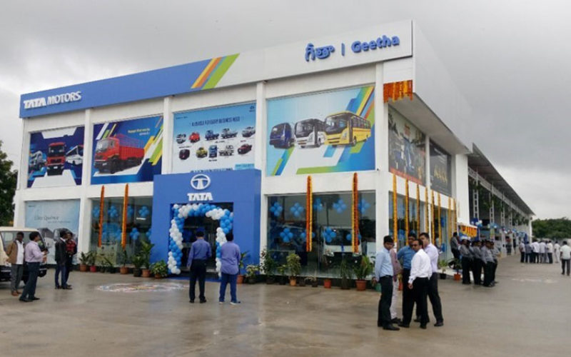 Tata Motors & DIMO launches new world-class commercial vehicles outlet in Kurunegala, Sri Lanka