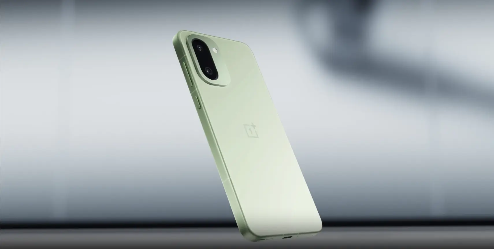 OnePlus 15R smartphone with Snapdragon 8 Gen 5, 7400mAh battery and 165Hz display