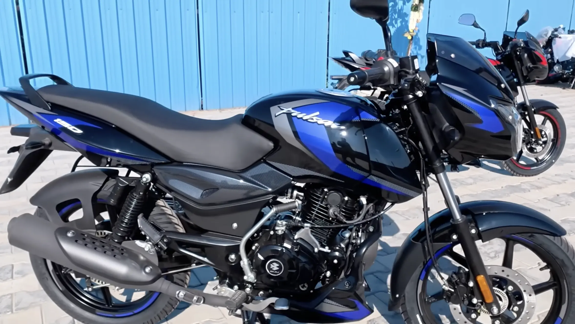 Bajaj-pulsar-150